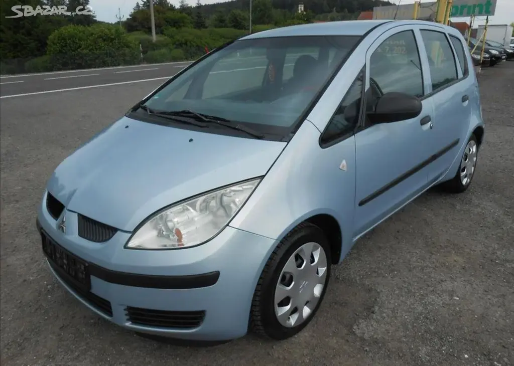 Mitsubishi Colt 1,3 i 16V 70 kW SERVISKA benzín